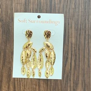 Soft surroundings gold willow chandelier earring